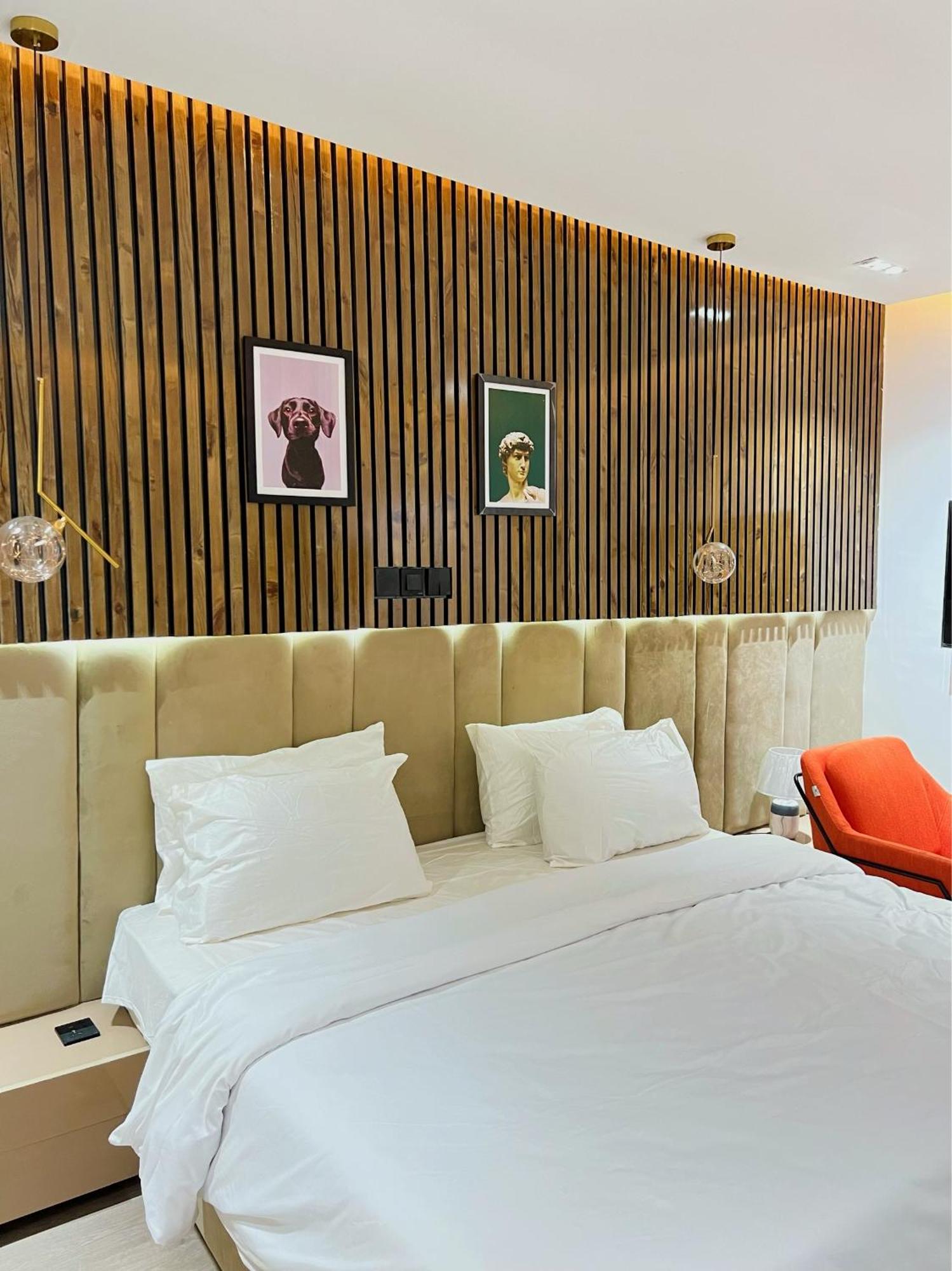 Austra Hotels And Apartments Maitama Abuja Exterior foto