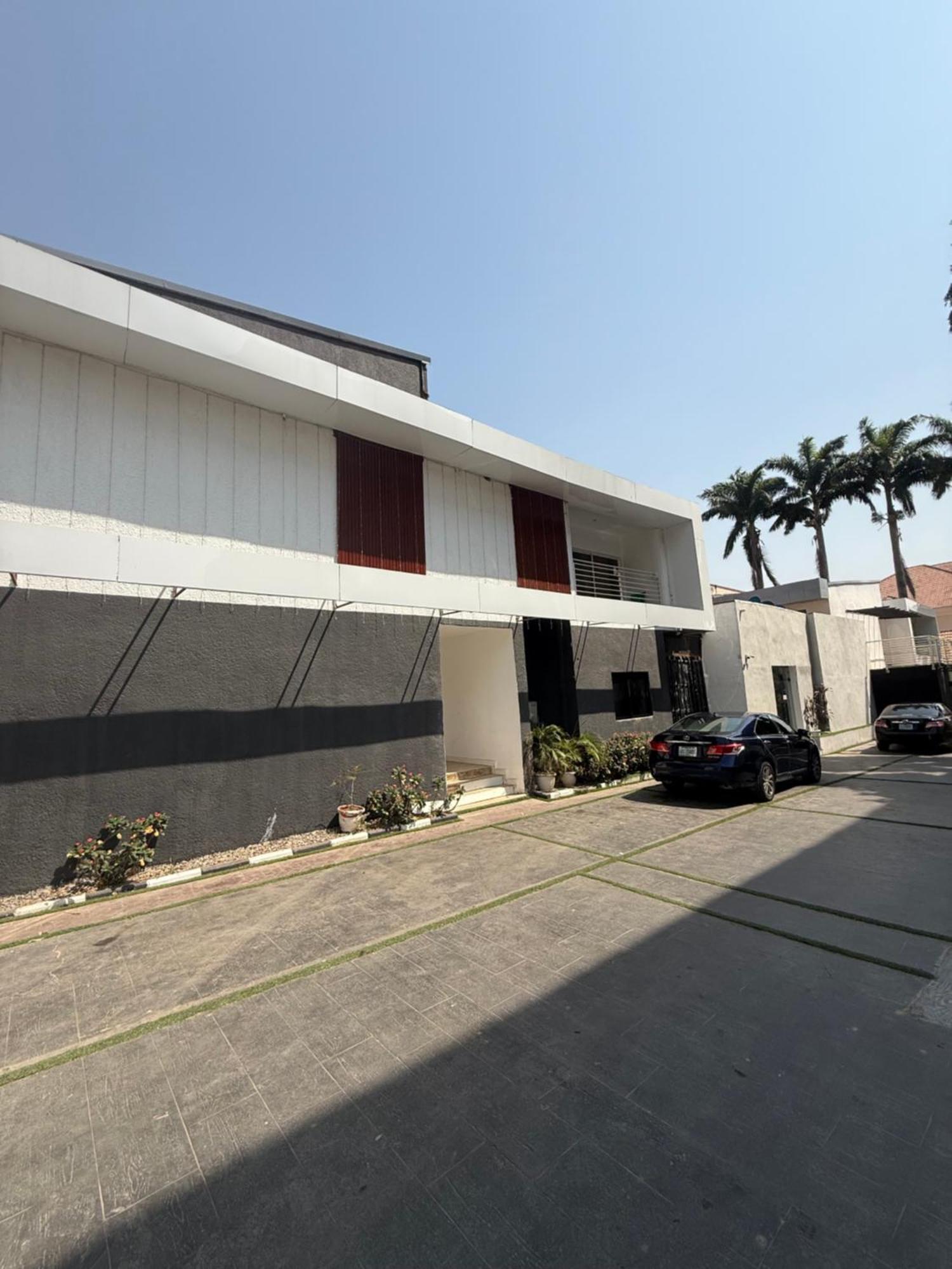 Austra Hotels And Apartments Maitama Abuja Exterior foto