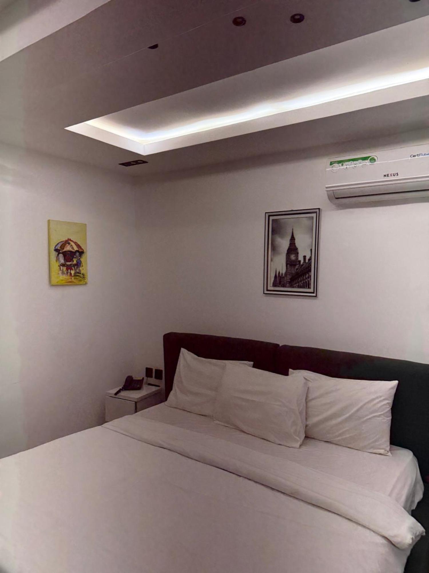 Austra Hotels And Apartments Maitama Abuja Exterior foto