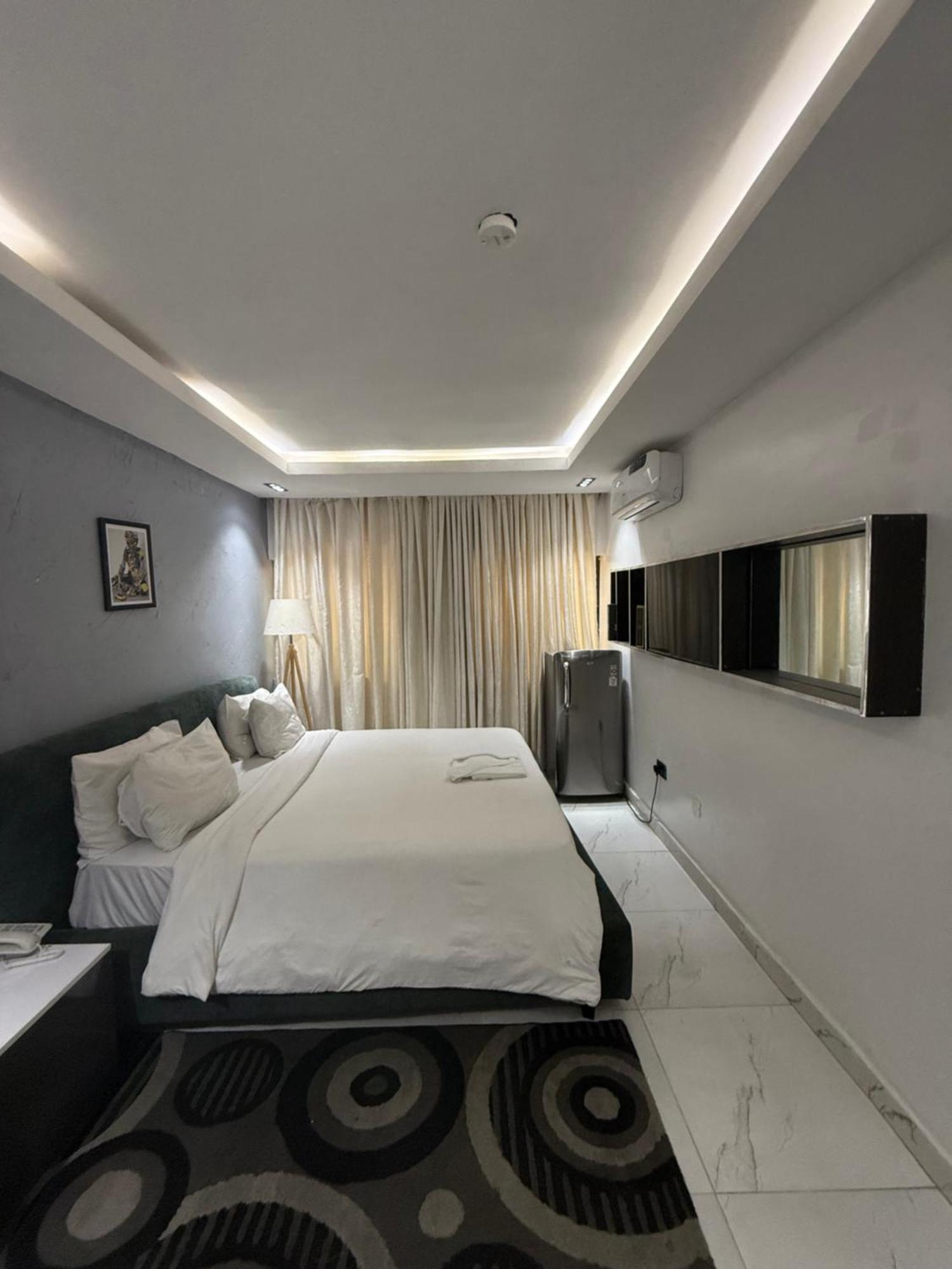 Austra Hotels And Apartments Maitama Abuja Exterior foto